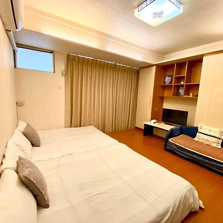 Long House Apartment Taichung Exterior photo