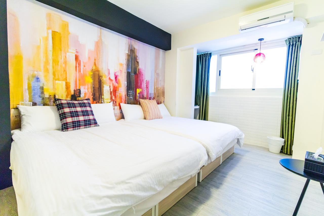 Long House Apartment Taichung Exterior photo